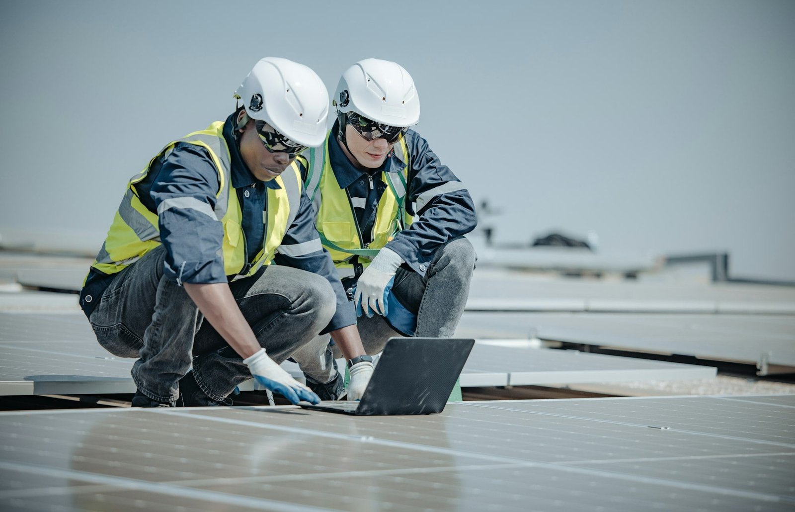 Electromechanical technician install solar panels, enhance energy efficiency for sustainable roofing